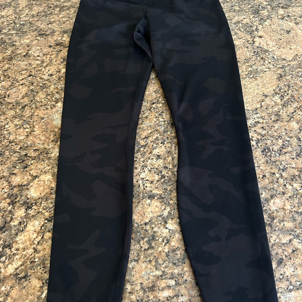 Yogalicious Black Camouflage Leggings